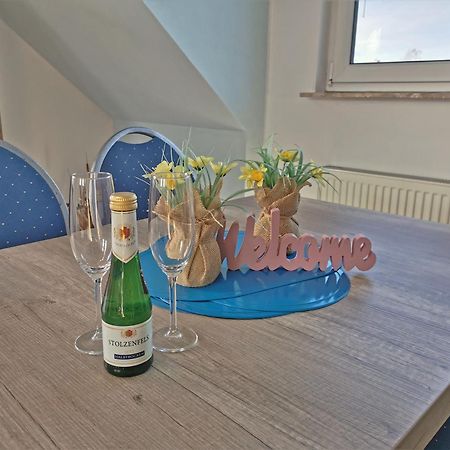 Thiessen - Ferienwohnung Mit Sonnigem Balkon Silberstedt Bagian luar foto