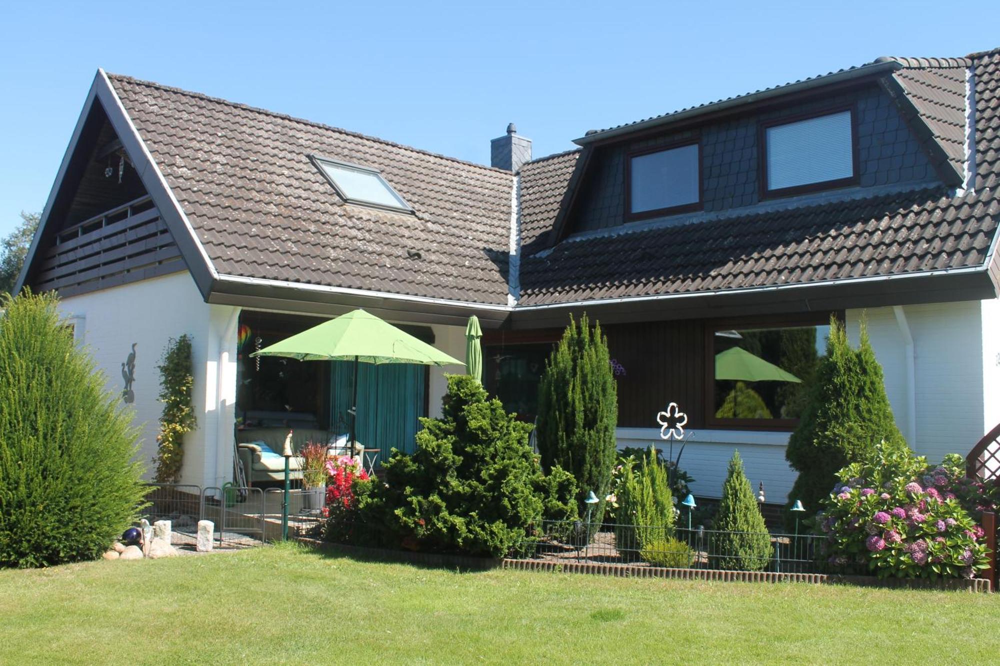 Thiessen - Ferienwohnung Mit Sonnigem Balkon Silberstedt Bagian luar foto